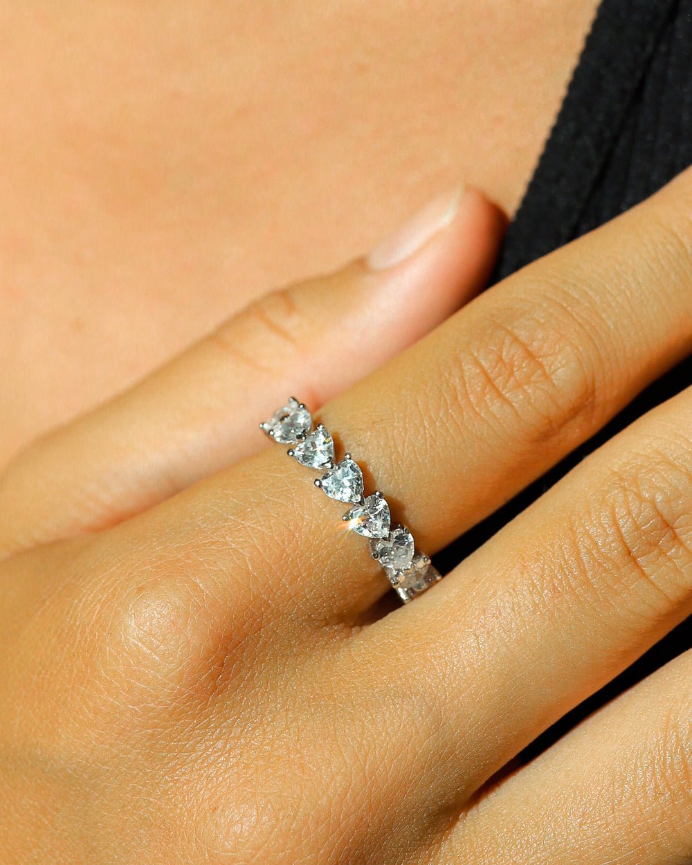 HEART CUT BAND RING 925. - WHITE GOLD